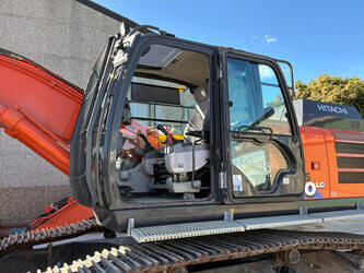2020-hitachi-zx300lc-6-1466213-48059930