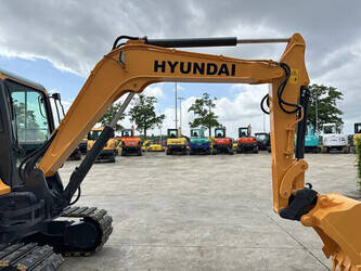 2020-hyundai-r60vs-1466221-48060093