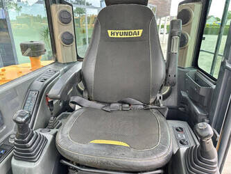 2020-hyundai-r60vs-1466221-48060126