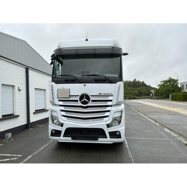 2024 Mercedes-Benz Actros 1945-48060231