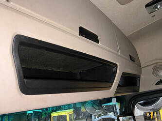 2024-mercedes-benz-actros-1945-48060246