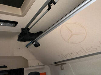 2024-mercedes-benz-actros-1945-48060248
