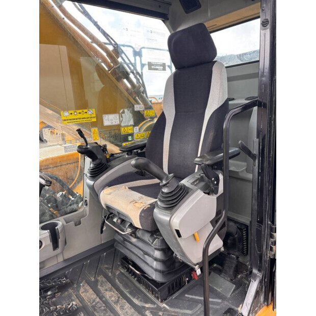 2017 Caterpillar 352FL-48060610