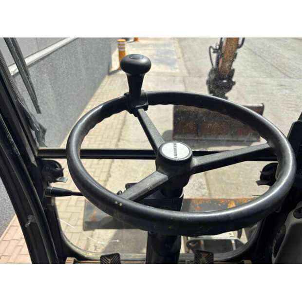 2015 Liebherr A912-48060876