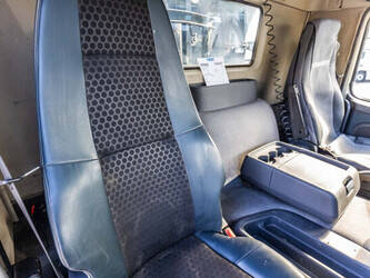 2010-volvo-fmx-460-1466251-48060916