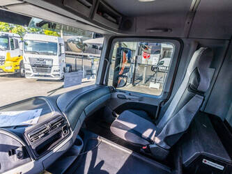 2011-mercedes-benz-actros-2636-1466254-48060955
