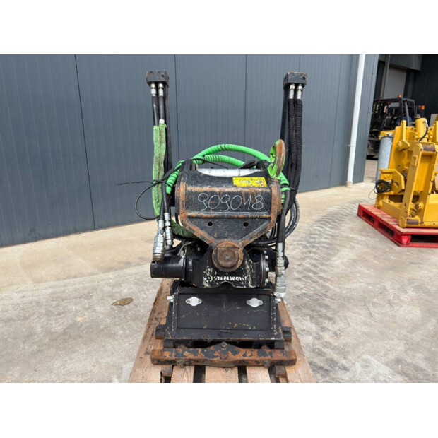 2024 STEELWRIST X20-48061403