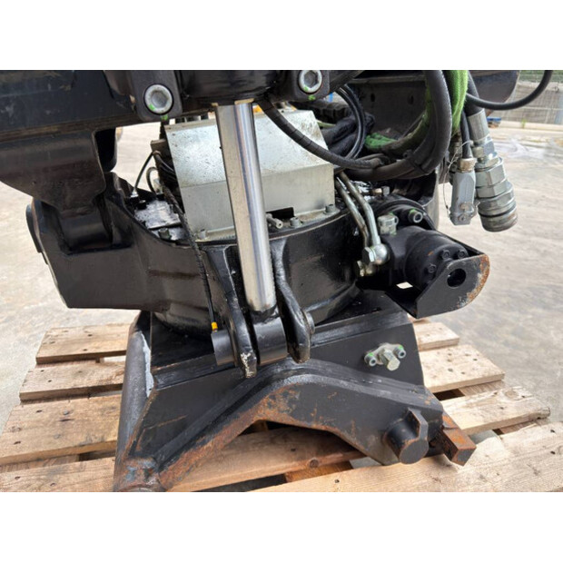 2024 STEELWRIST X20-48061411