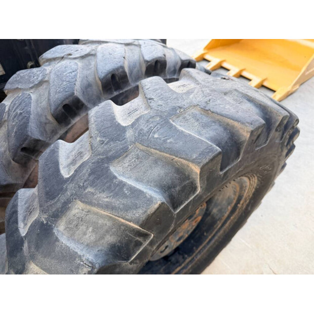 2003 Caterpillar M318C-48063271
