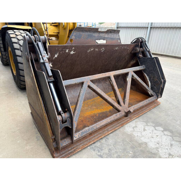 2014 Caterpillar 930K-48063796