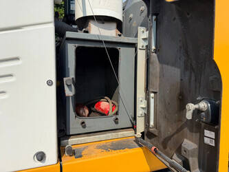2016-liebherr-a918-1466409-48065810