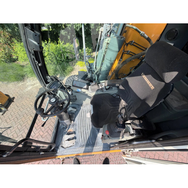 2016 Liebherr A918-48065815