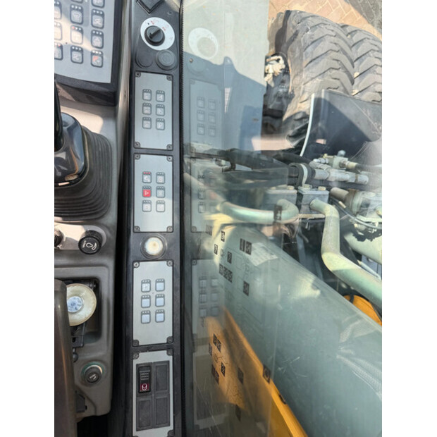 2016 Liebherr A918-48065817