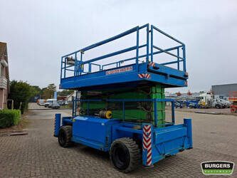 2017-holland-lift-hl220d25-48065833