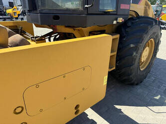 2010-caterpillar-cp74-1466410-48065863