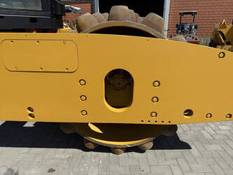 2010-caterpillar-cp74-1466410-48065891