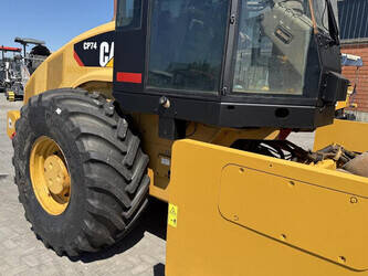 2010-caterpillar-cp74-1466410-48065893