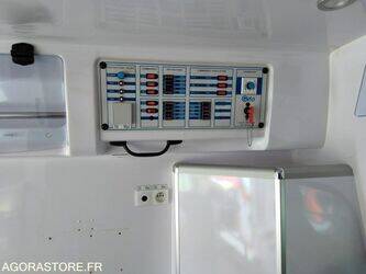 2010-renault-master-1466506-48077798