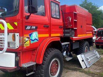 1999-renault-m210-1466512-48078012