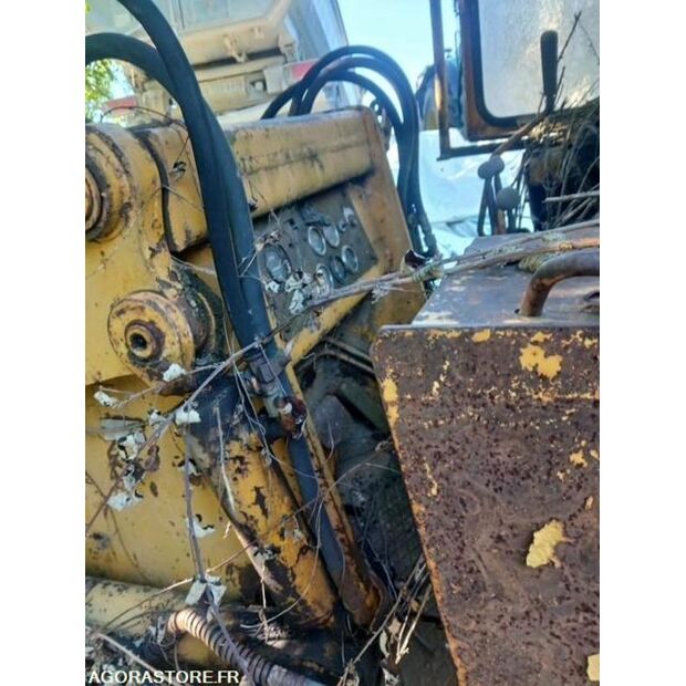 CASE 450-48078051