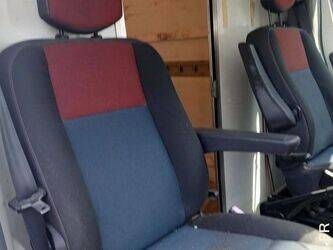 2011-renault-master-1466529-48078599