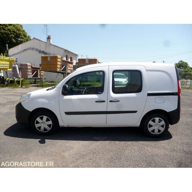 2015 رينو Kangoo-48078770