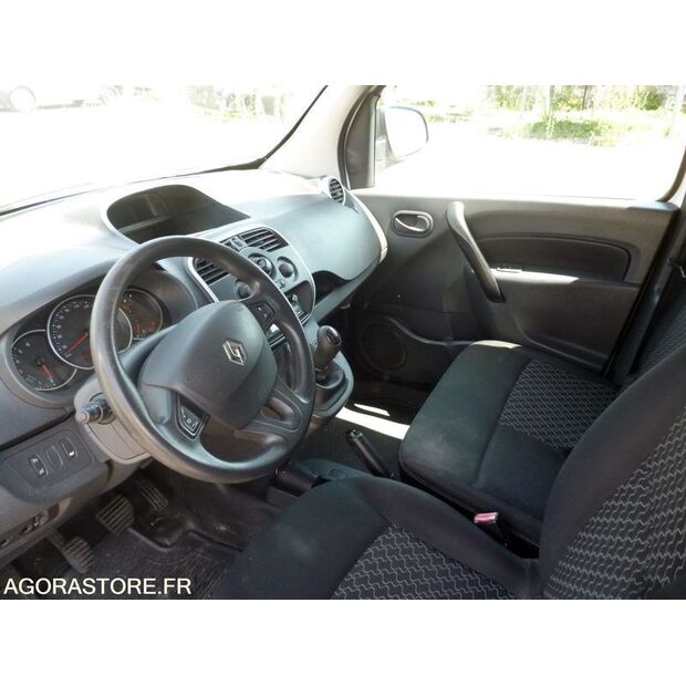 2015 رينو Kangoo-48078773