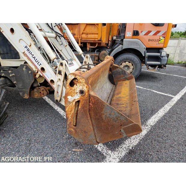 2009 CLAAS ERGOS 466-48078817