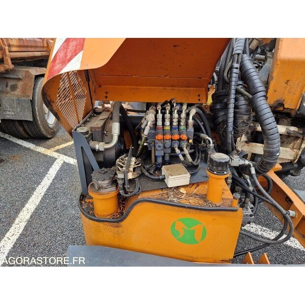 2009 CLAAS ERGOS 466-48078838