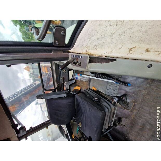 2009 CLAAS ERGOS 466-48078849