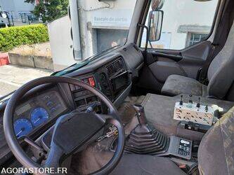 2002-renault-kerax-1466538-48078898