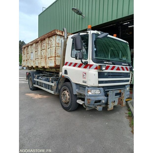 2009 داف CF75-48079008