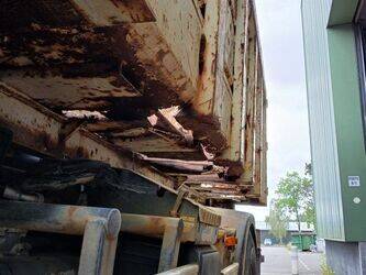 2009-daf-cf75-1466541-48079010