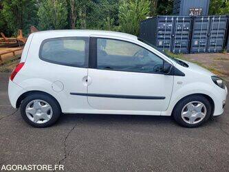 2013-renault-twingo-1466545-48079083
