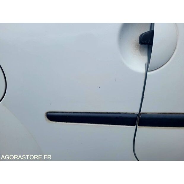 2013 Renault Twingo-48079102