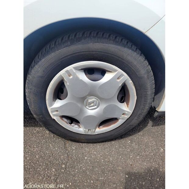 2013 Renault Twingo-48079108
