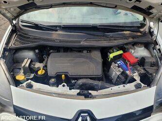2013-renault-twingo-1466545-48079120