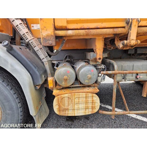 2001 رينو Kerax-48079326