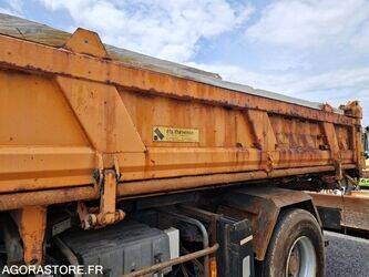 2001-renault-kerax-1466548-48079328