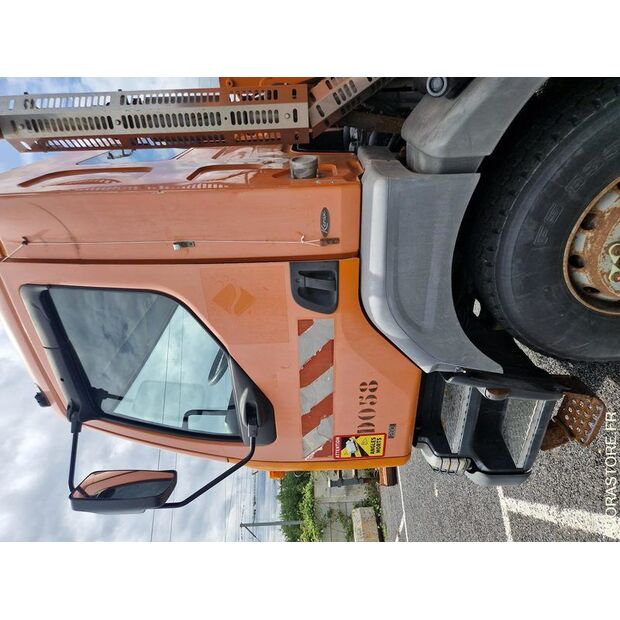 2001 رينو Kerax-48079330