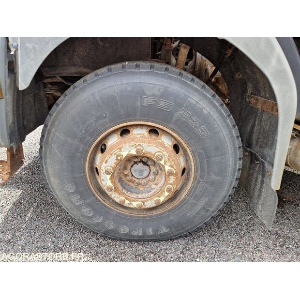 2001 رينو Kerax-48079331