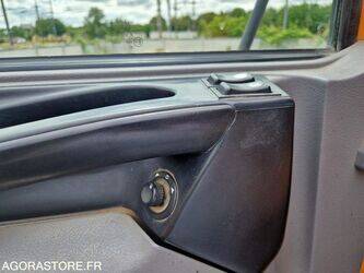 2001-renault-kerax-1466548-48079337