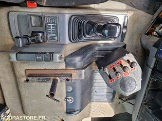 2001-renault-kerax-1466548-48079341