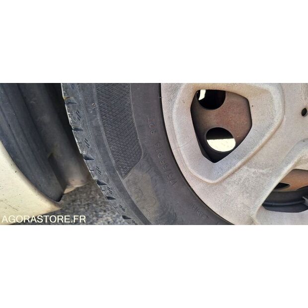 2011 Ford KA-48079429