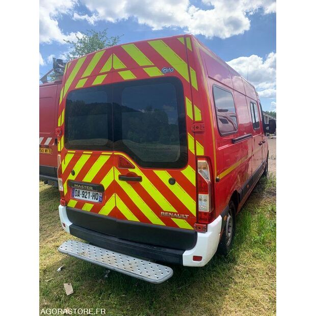 2013 Renault Master-48079734