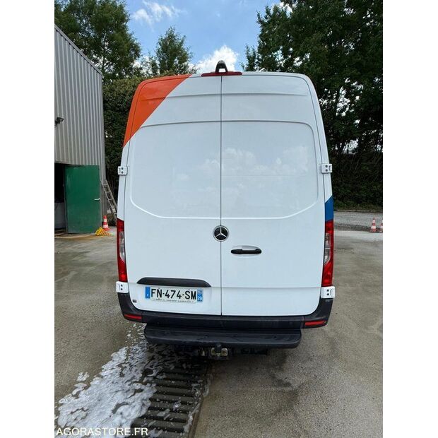 2020 Mercedes-Benz SPRINTER-48079870