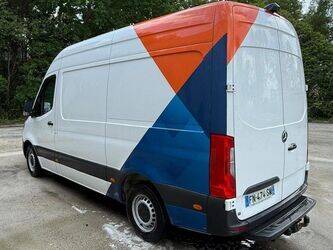 2020-mercedes-benz-sprinter-1466564-48079871