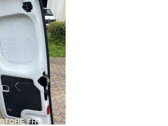 2010-renault-kangoo-1466568-48080057