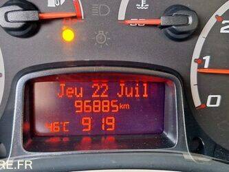 2013-ford-ka-1466570-48080140