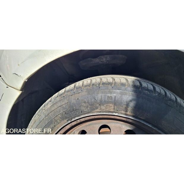 2013 Ford KA-48080160